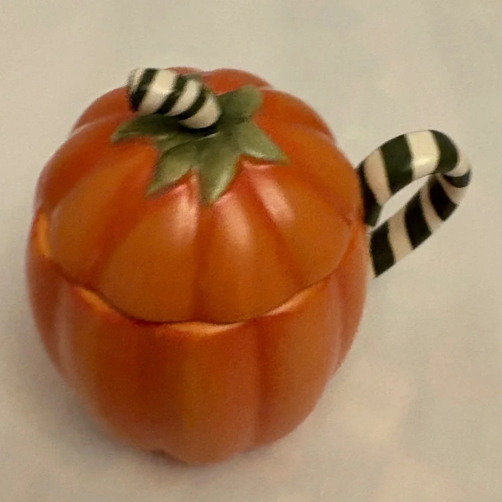 Retired‎ Yankee Candle Pumpkin Pie Ceramic Candle Holder Jar Striped Halloween